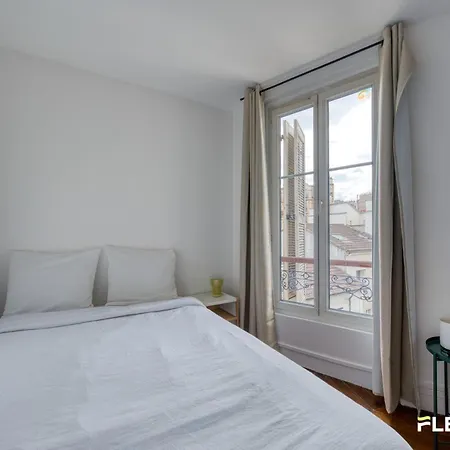 Cosy Aux Epinettes, 17e *